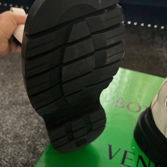 Excellent Condition!! - Picture 3 of 6